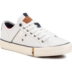 Tenisówki WRANGLER - Globe Lady S WL01661S White 051. Białe półbuty damskie Wrangler, na co dzień, bez wzorów, z gumy, bez obcasa, bez zapięcia. Za 199,00 zł.