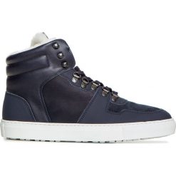 Buty FUSALP PAUL Granatowy. Niebieskie buty zimowe sportowe męskie marki Fusalp, za kostkę, bez zapięcia. W wyprzedaży za 1176,00 zł.