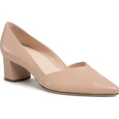 Półbuty HÖGL - 9-104520 Nude 1800. Brązowe półbuty damskie HÖGL, na co dzień, bez wzorów, ze skóry, eleganckie, bez obcasa, na obcasie, bez zapięcia. Za 569,00 zł.