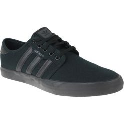 Adidas Seeley AQ8531 44 Czarne. Czarne buty sportowe męskie Adidas, z tkaniny, bez zapięcia. W wyprzedaży za 269,99 zł.