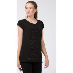 T-shirty damskie: T-shirt z połyskującym napisem