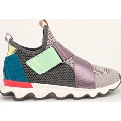 Sorel - Buty Kinetic Sneak. Buty sportowe damskie Sorel, bez wzorów, z materiału, sportowe. Za 639,90 zł.
