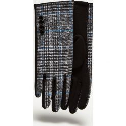 Rękawiczki w pepitkę z guzikami. Czarne rękawiczki damskie Moodo, w kratkę, z bawełny. Za 39,99 zł.