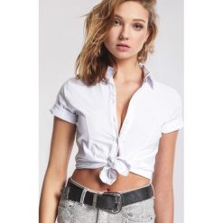Biała Koszula Plunge Into. Białe koszule damskie marki other, s. Za 59,99 zł.