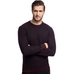 Sweter AGOSTINO SWWR000306. Czerwone swetry męskie Giacomo Conti, na zimę, m, bez wzorów, z jeansu, eleganckie, bez kołnierzyka, bez kaptura. Za 199,00 zł.