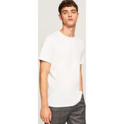 T-shirty męskie: Gładki t-shirt regular fit - Biały
