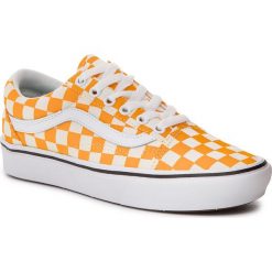 Tenisówki VANS - Comfycush Old Sko VN0A3WMAVNC1 (Checker) Zinnia/True Wht. Pomarańczowe półbuty damskie Vans, bez wzorów, ze skóry, bez zapięcia. W wyprzedaży za 239,00 zł.