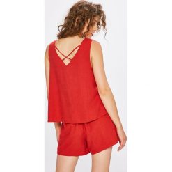 Answear - Top. Zielone bluzki damskie ANSWEAR, s, bez wzorów, z poliesteru, casualowe, bez kołnierzyka, bez rękawów. W wyprzedaży za 69,90 zł.
