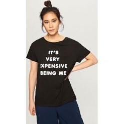 T-shirt z błyszczącym nadrukiem - Czarny. Czarne t-shirty damskie Reserved, m, z nadrukiem. Za 24,99 zł.