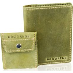 Skórzany zestaw portfel i bilonówka BRODRENE SW07 + CW02 zielony - zielony. Zielone portfele męskie Brødrene, bez wzorów, ze skóry. Za 129,99 zł.