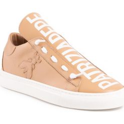 Sneakersy PATRIZIA PEPE - 2V8869/A3KW-B685 Pompei Beige. Brązowe półbuty damskie Patrizia Pepe, z aplikacjami, ze skóry, bez obcasa, na płaskiej podeszwie, bez zapięcia. W wyprzedaży za 539,00 zł.