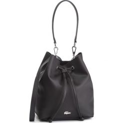 Torebka LACOSTE - Bucket Bag NF2535DC Black 000. Czarne torebki klasyczne damskie Lacoste, bez wzorów, ze skóry ekologicznej, na ramię, bez dodatków. W wyprzedaży za 559,00 zł.