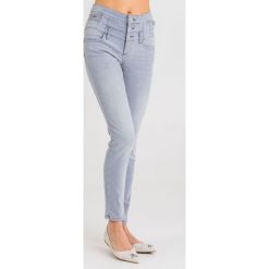 JEANSY bottom up liu jo. Szare jeansy damskie Liu Jo, z aplikacjami, z jeansu, z podwyższonym stanem. Za 599,00 zł.