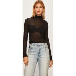 Pepe Jeans - Bluzka Aida x Dua Lipa. Czarne bluzki damskie s, z jeansu, z golfem. W wyprzedaży za 169,90 zł.