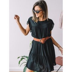 Sukienka Otylia black - UNI. Czarne sukienki damskie Fanaberia.com, na co dzień, bez wzorów, eleganckie, bez kołnierzyka, bez rękawów, oversize. Za 89,00 zł.