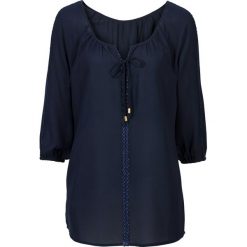 Bluzka z koronkową aplikacją bonprix ciemnoniebieski. Niebieskie bluzki damskie bonprix, z aplikacjami, z koronki, bez kołnierzyka, bez rękawów. Za 37,99 zł.