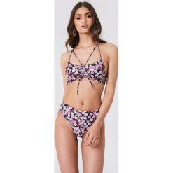 Stroje dwuczęściowe damskie: NA-KD Swimwear Dół bikini z wysokim stanem – Black