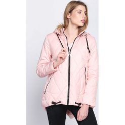 Różowa Kurtka Keenness. Brązowe kurtki damskie pikowane marki QUECHUA, na zimę, m, z materiału. Za 89,99 zł.