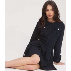 Granatowa Sukienka Beauty Layla. Niebieskie sukienki mini damskie marki other, na imprezę, z wykładanym kołnierzem, rozkloszowane. Za 79,99 zł.