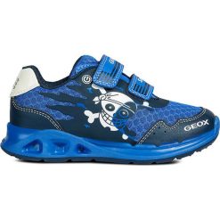 Sneakersy "Dakin" w kolorze niebiesko-granatowym. Niebieskie trampki chłopięce geox kids, bez wzorów, z gumy, bez zapięcia. W wyprzedaży za 139,95 zł.