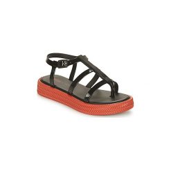 Sandały Melissa CARIBE VERAO PLATFORM + SALINAS. Czarne sandały damskie marki Melissa, bez wzorów, bez obcasa, bez zapięcia. Za 379,00 zł.