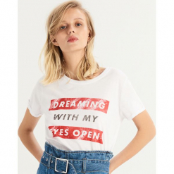 T-shirt z nadrukiem - Biały. Białe t-shirty damskie marki Sinsay, l, z nadrukiem. Za 19,99 zł.