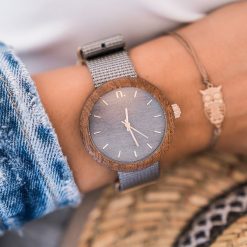 Drewniany zegarek damski new hoop 38 mm n065. Brązowe zegarki damskie Pakamera. Za 374,00 zł.