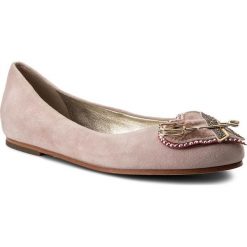 Baleriny HÖGL - 5-100422 Rose 4700. Różowe baleriny damskie marki HÖGL, ze skóry, klasyczne. W wyprzedaży za 379,00 zł.