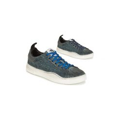 Buty Diesel S-CLEVER LOW. Niebieskie trampki męskie Diesel, bez wzorów, bez zapięcia. Za 423,20 zł.