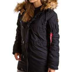 ALPHA INDUSTRIES EXPLORER WMN > 10300503. Czerwone kurtki damskie Alpha Industries, l, bez wzorów, z nylonu, street, bez kaptura. W wyprzedaży za 669,99 zł.