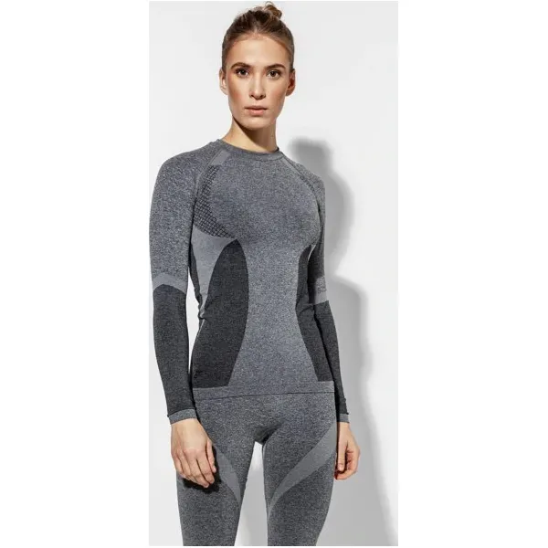 Feewear Koszulka Ls Nimble , czarny, rozmiar XS/S. Czarne koszulki damskie termoaktywne Feewear, s, bez wzorów, z poliesteru, bez kołnierzyka, bez rękawów. W wyprzedaży za 63,99 zł.