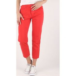 Wrangler Dżinsy Czerwony. Czerwone jeansy damskie Wrangler. Za 438,95 zł.