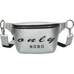 SASZETKA NOBO - NBAG-G0890-C022 - srebrny -. Szare nerki damskie Nobo, bez wzorów, bez dodatków. W wyprzedaży za 64,50 zł.