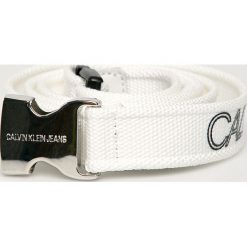 Calvin Klein Jeans - Pasek. Czarne paski damskie Calvin Klein Jeans, w paski, z poliesteru. Za 179,90 zł.