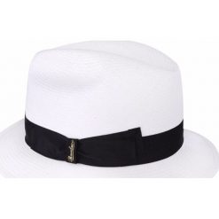 Kapelusz BORSALINO PANAMA FINE Biały. Białe kapelusze męskie marki Borsalino, eleganckie. Za 819,00 zł.