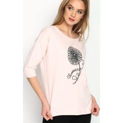 Jasnoróżowa Bluzka Margaret's Choice. Szare bluzki longsleeves marki Born2be, l, z aplikacjami. Za 39,99 zł.