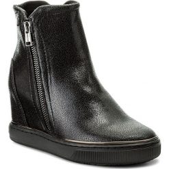 Botki GUESS - Fulvia FLFUL4 LEL10 BLACK. Czarne botki damskie na obcasie marki Guess, z materiału. W wyprzedaży za 369,00 zł.