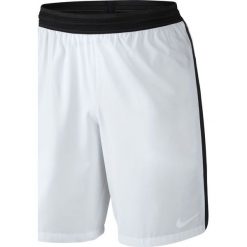 Nike Spodenki męskie Strike X Woven II białe r. L. Białe spodenki sportowe męskie Nike, sportowe. Za 126,00 zł.