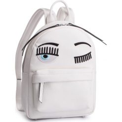 Plecak CHIARA FERRAGNI - 19PE-CFZ000 Bianco. Białe plecaki damskie marki Chiara Ferragni, ze skóry ekologicznej, klasyczne. Za 1829,00 zł.