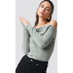 Rut&Circle Szenilowy sweter z odkrytymi ramionami - Grey. Szare swetry damskie marki Rut&Circle, bez wzorów, z materiału, bez rękawów, długie, bez kaptura. Za 161,95 zł.