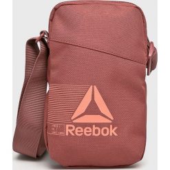 Reebok - Saszetka. Różowe saszetki damskie marki Reebok, z poliesteru. Za 54,90 zł.