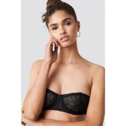 NA-KD Lingerie Koronkowy biustonosz bez ramiączek - Black. Czarne biustonosze NA-KD Lingerie, z haftami, z koronki. Za 40,95 zł.