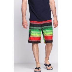 Zielono-Czerwone Szorty Feels So Good. Czerwone spodenki i szorty męskie Born2be, na lato, xl, bez wzorów. Za 39,99 zł.