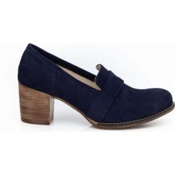 Nubukowe półbuty na 6 cm słupku - skóra naturalna - model 250 - kolor granatowy nubuk. Niebieskie półbuty damskie Zapato, bez wzorów, ze skóry, bez obcasa, na słupku, bez zapięcia. Za 319,00 zł.