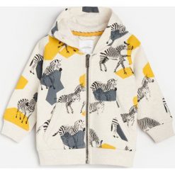 Wzorzysta bluza z kapturem - Beżowy. Brązowe bluzy męskie Reserved, bez wzorów, z kapturem, bez rękawów, z kapturem. Za 49,99 zł.