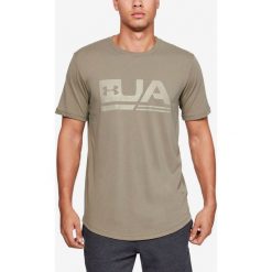 Under Armour Sportstyle Drop Koszulka Beżowy. Brązowe podkoszulki męskie Under Armour, l, z nadrukiem, z bawełny, z krótkim rękawem. Za 137,95 zł.