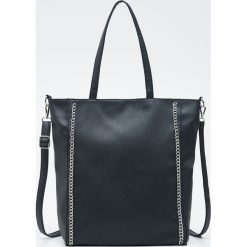 Torebka shopper z łańcuchem - Czarny. Czarne torby damskie na zakupy Sinsay. Za 49,99 zł.