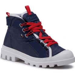Trapery TOMMY JEANS - Lace Up Cleated Boot EN0EN00933 Twilight Navy C87. Niebieskie trapery damskie Tommy Jeans, z jeansu, bez obcasa, bez zapięcia. Za 449,00 zł.