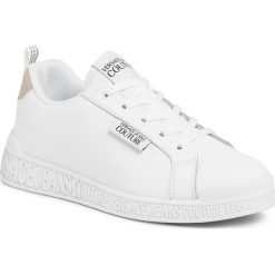 Sneakersy VERSACE JEANS COUTURE - E0VVBSP1 71523 003. Białe półbuty damskie Versace Jeans Couture, na co dzień, bez wzorów, z jeansu, bez obcasa, na płaskiej podeszwie, bez zapięcia. W wyprzedaży za 469,00 zł.