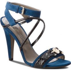 Sandały VERSACE COLLECTION - LSD5770 LRALA L492H Blue Navy/Black Oro. Niebieskie klapki damskie marki Versace Collection, z aplikacjami, ze skóry, bez obcasa, na obcasie. W wyprzedaży za 1289,00 zł.